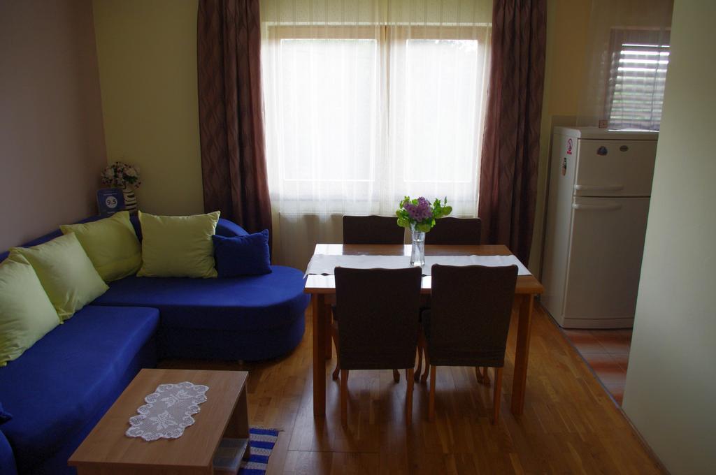 סלוניי Apartment Tomy מראה חיצוני תמונה
